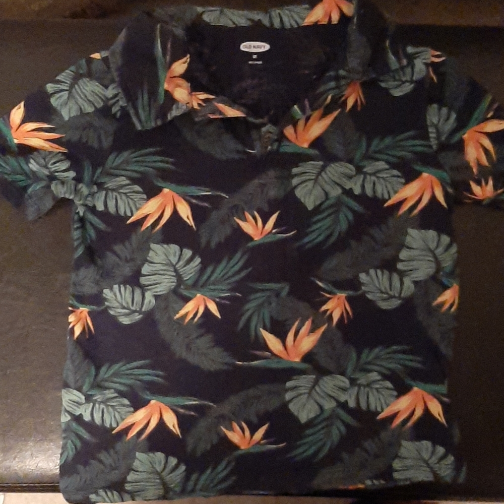 The perfect vacay shirt for boys.